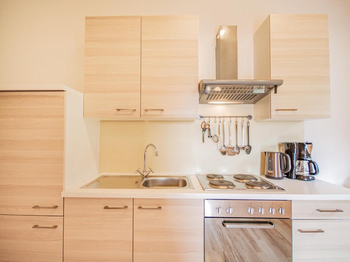 Gschnitzerhof Apartment Bagian luar foto