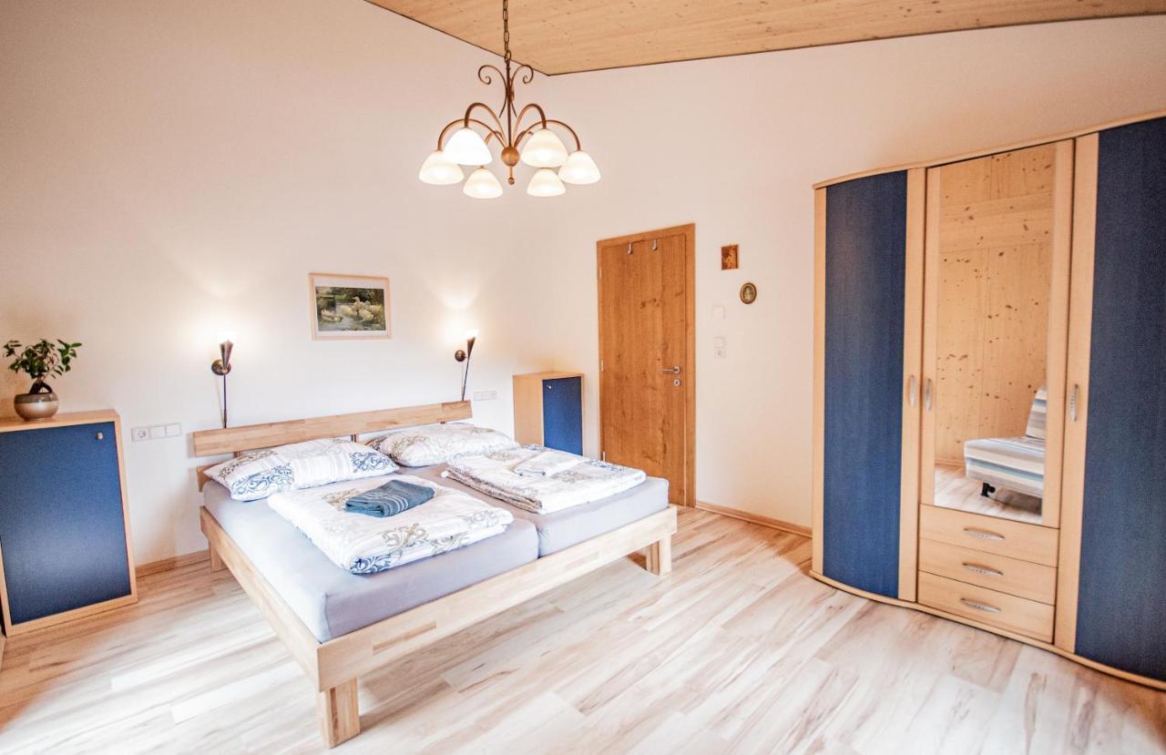 Gschnitzerhof Apartment Bagian luar foto