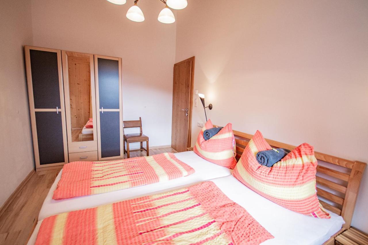 Gschnitzerhof Apartment Bagian luar foto