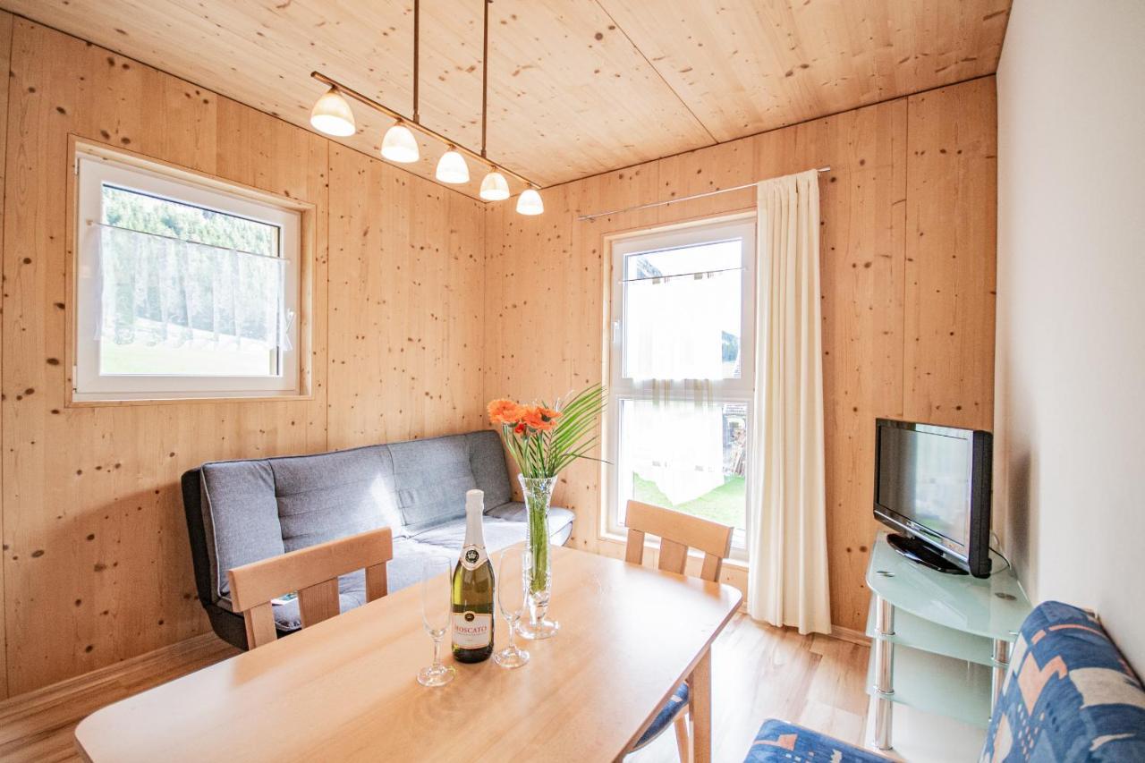 Gschnitzerhof Apartment Bagian luar foto