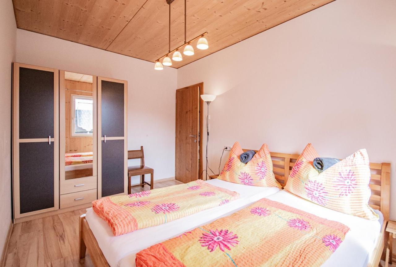 Gschnitzerhof Apartment Bagian luar foto